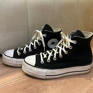 Platform converse